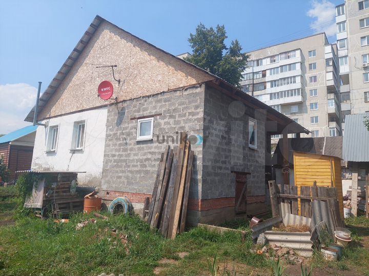 Дом 45,6 м² на участке 6,7 сот.