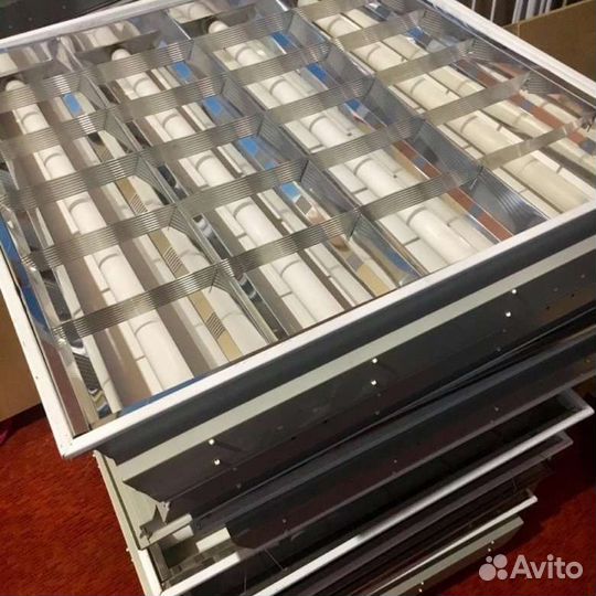 Светильник потолочный