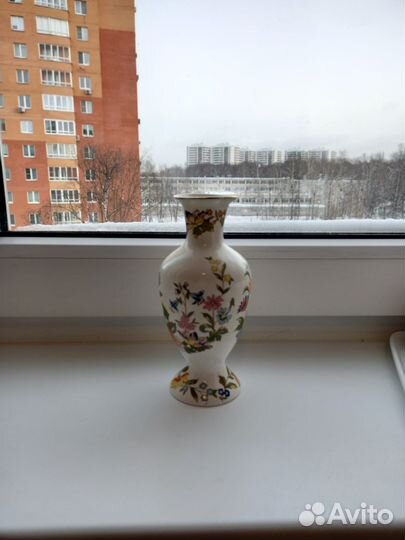 Ваза декоративная