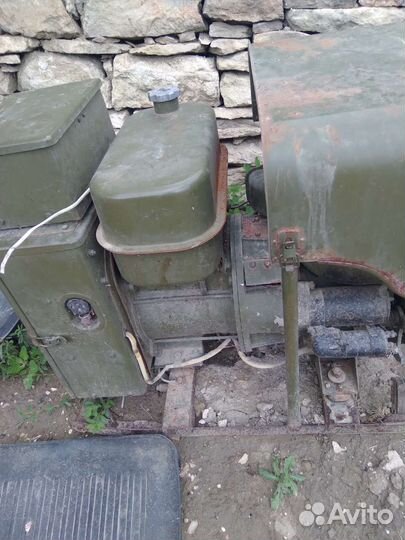 Генератор бензиновый армейский