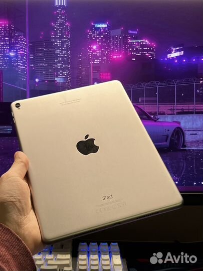 iPad Pro 9.7 128 gb A1673