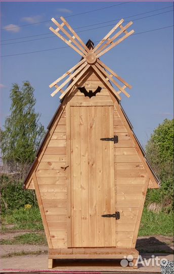 Дачный туалет деревянный SHP789