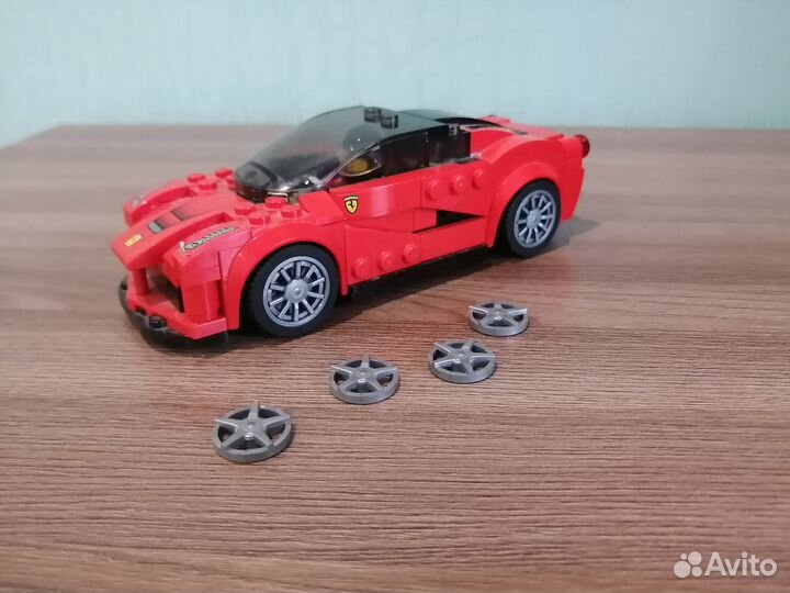 Lego Speed LaFerrari и древние System (1995-1996)