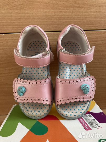 Босоножки на девочку(сандали,туфли) Kakadu 23р