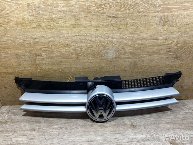 Решетка радиатора Volkswagen Golf 4 Арт. 130428