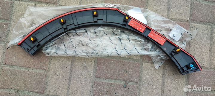 Молдинг заднего крыла Rio 4