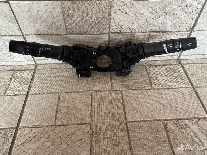 Подрулевой переключатель Hyundai Solaris1