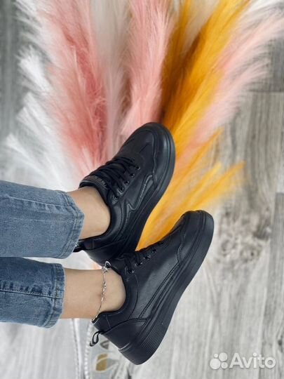 Облегчённые туфли в спортивном стиле/кеды