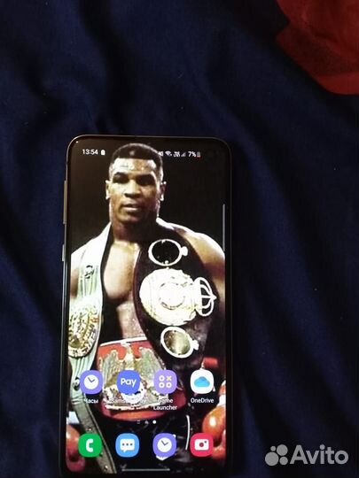 Samsung Galaxy S10e, 6/128 ГБ