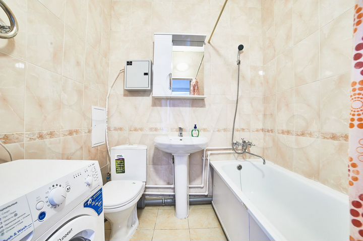 1-к. квартира, 40 м², 4/10 эт.