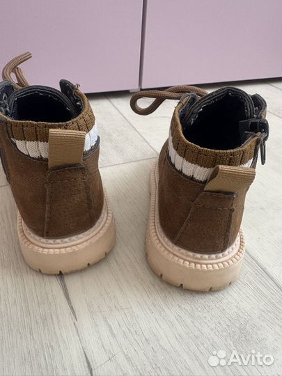 Ботинки демисезонные 23