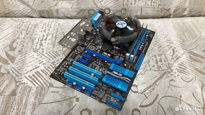 Комплекты Asus P8H61 / i3 2100 / 4Gb / Кулер