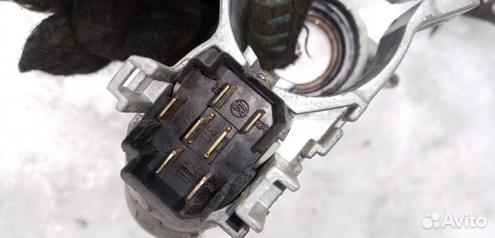 Замок зажигания Volkswagen Passat B3\VR6