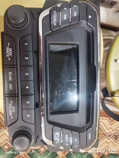 Штатная магнитола Киа Рио 3