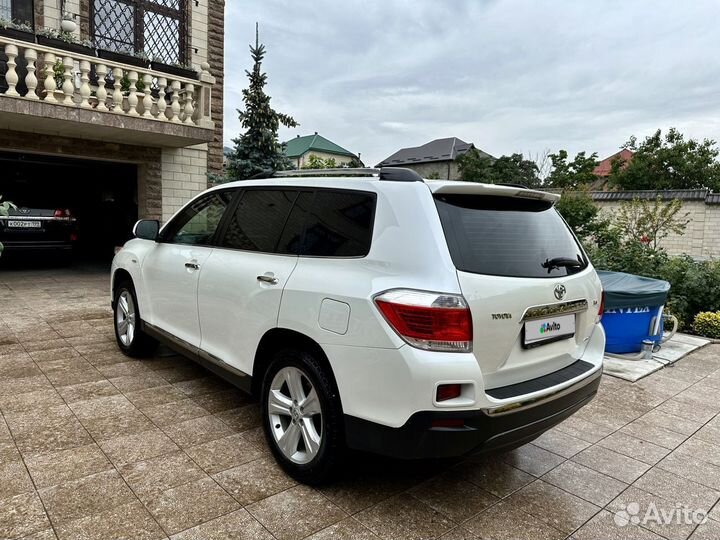 Toyota Highlander 3.5 AT, 2011, 190 000 км