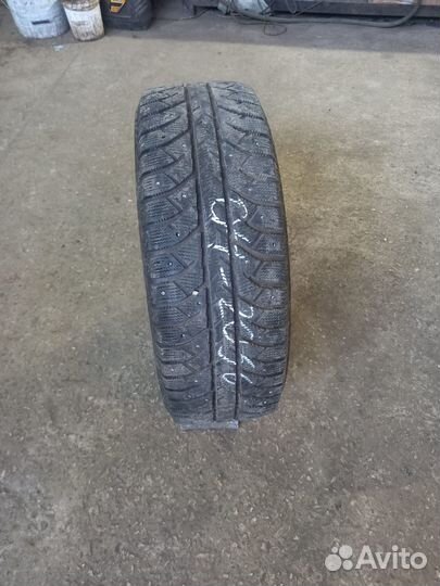 Bridgestone Ice Cruiser 7000 205/65 R15