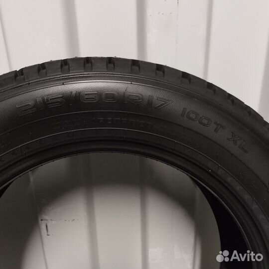 Nokian Tyres Hakkapeliitta 8 SUV 215/60 R17 100T