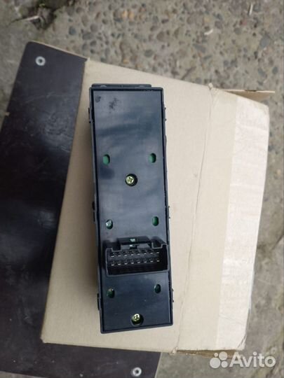 Блок управления стеклоподъемниками