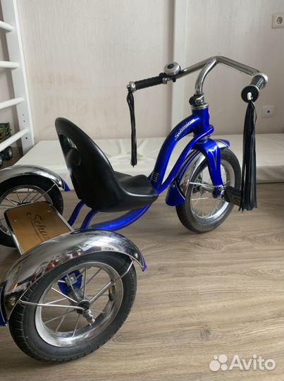 Велосипед трёхколёсный schwinn