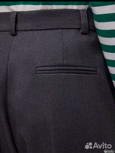 Брюки свободного кроя с защипами, S(44)