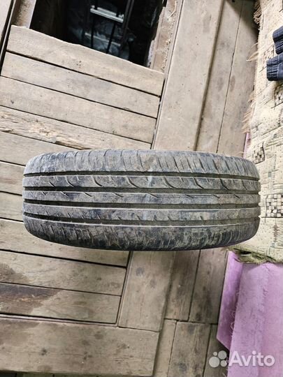 Continental ContiPremiumContact 2 215/60 R17