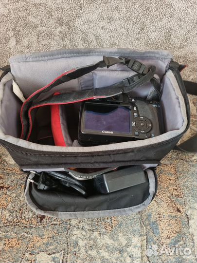 Зеркальный фотоаппарат canon 550d