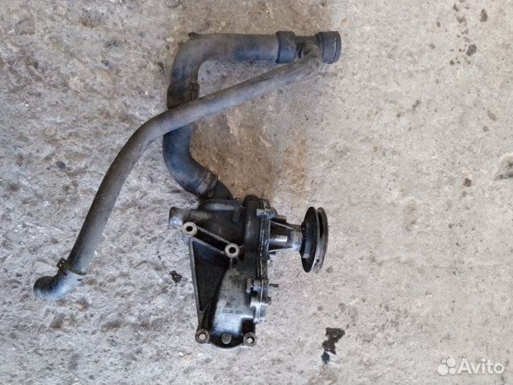 Помпа Audi A4 1998