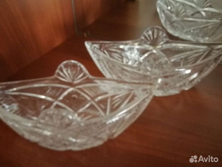 Хрустальная ваза