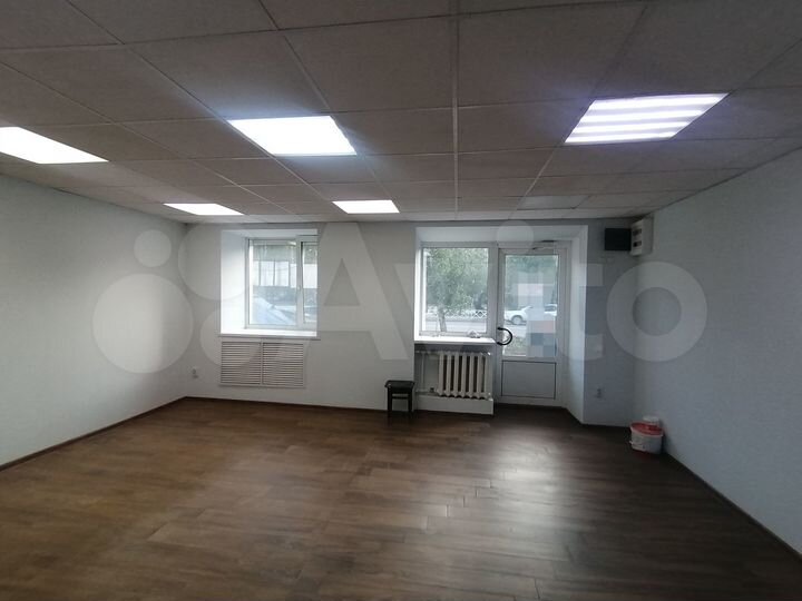 Торговая площадь, 64 м²