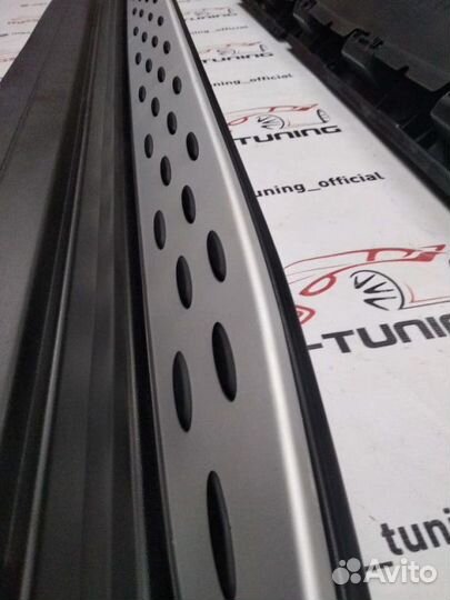 Пороги на Mercedes Benz GL X166 с 2012-2015 года