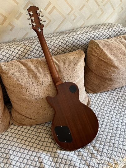 Электрогитара Epiphone Les Paul Classic 2022
