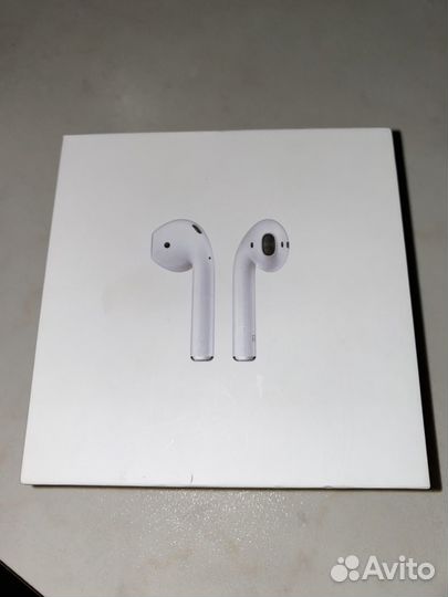 Наушники Airpods