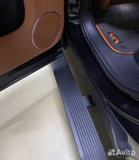 Подножки пороги на Lixiang L7