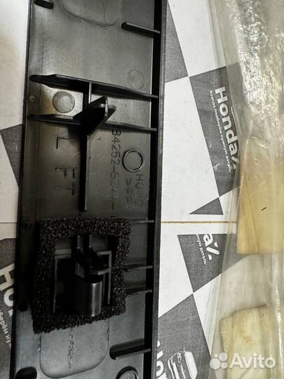 Накладка порога передняя левая Honda Pilot 2