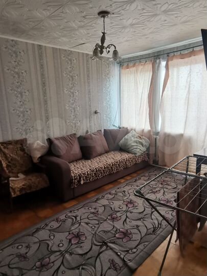 2-к. квартира, 48 м², 3/3 эт.