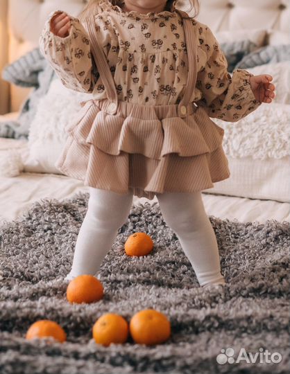 Комплект одежды для девочки в винтажном стиле