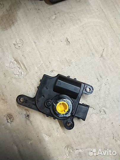 Привод отопителя D266-DB7AA KIA picanto -2008