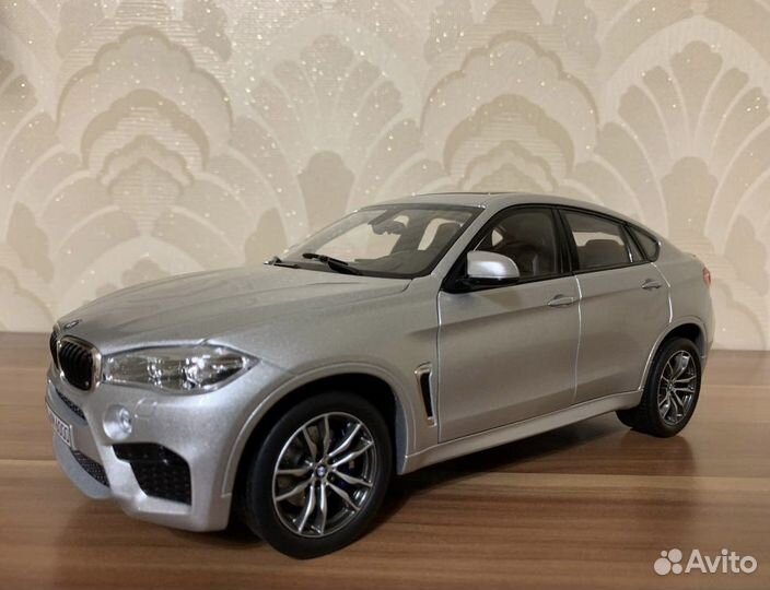 Модель 1/18 BMW X6m Norev
