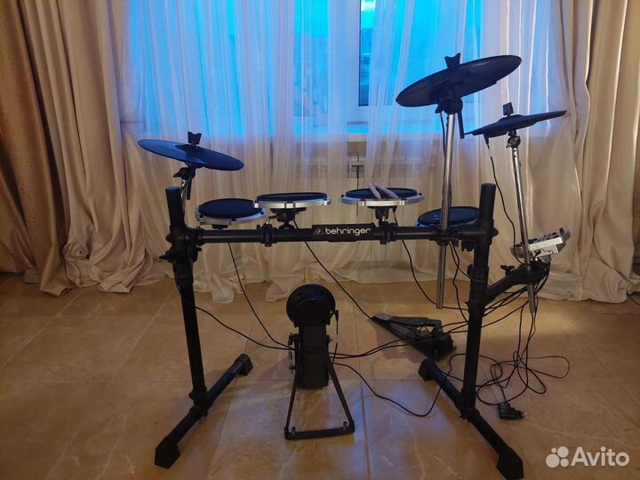 Ударная установка behringer XD240USB