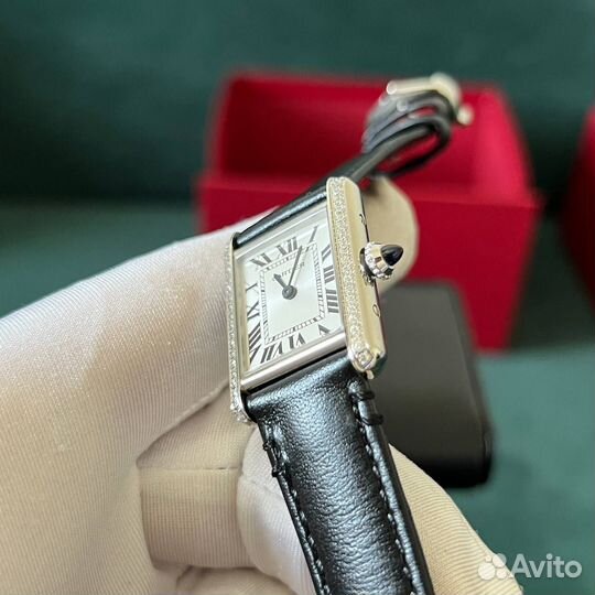 Часы Cartier женские