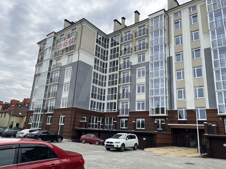 2-к. квартира, 67,9 м², 1/7 эт.