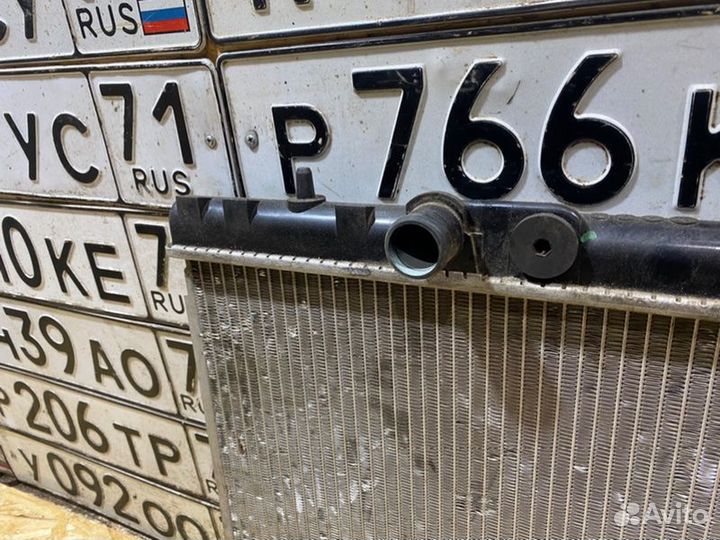 Радиатор охлаждения Peugeot 307 SW 2004