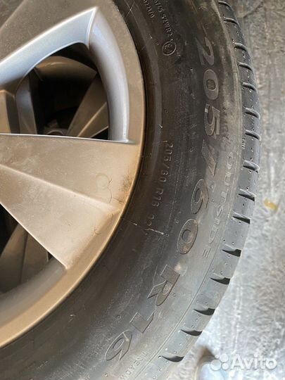 Pirelli Cinturato P7 205/60 R16 92V