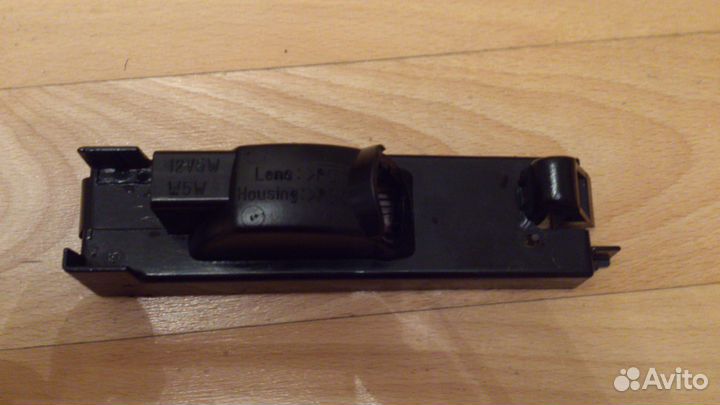 Фонарь подсветки номера Toyota Rav4 2006-2013