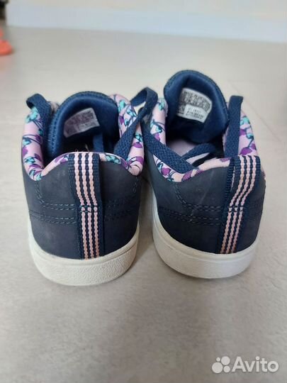 Кроссовки adidas 29р