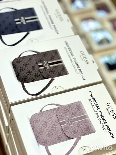 Сумки Guess для смартфонов/iPhone