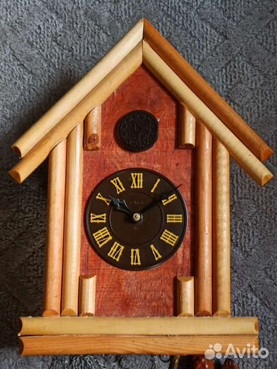 Часы настенные Маяк с кукушкой