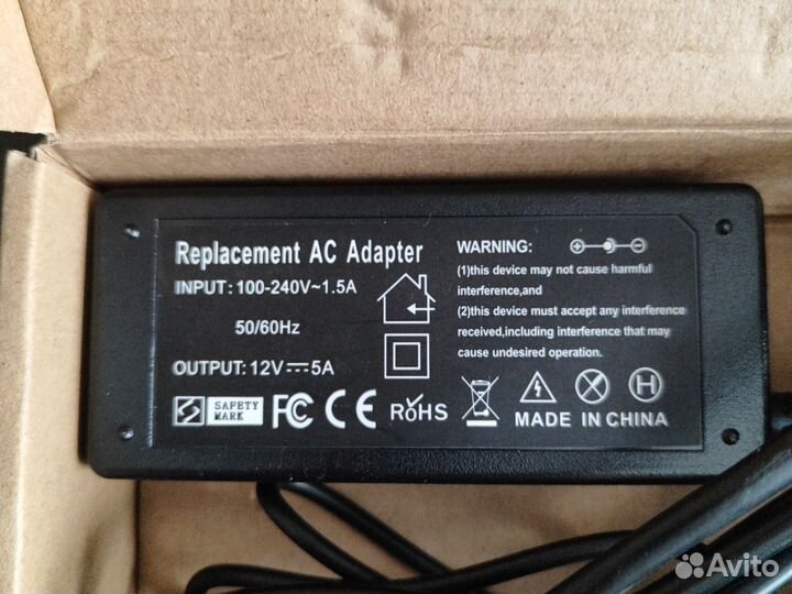 Адаптер питания 12V Live-Power LP-360 12V/3A3A