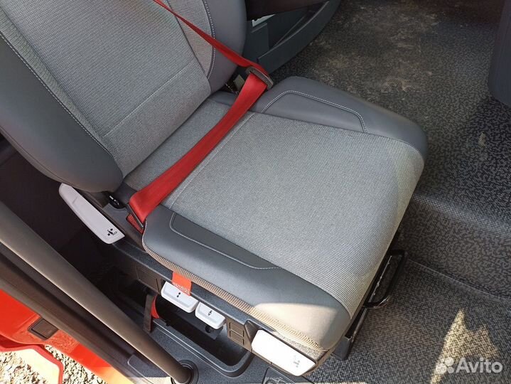 7482520701 Сиденье пассажирское пневматическое