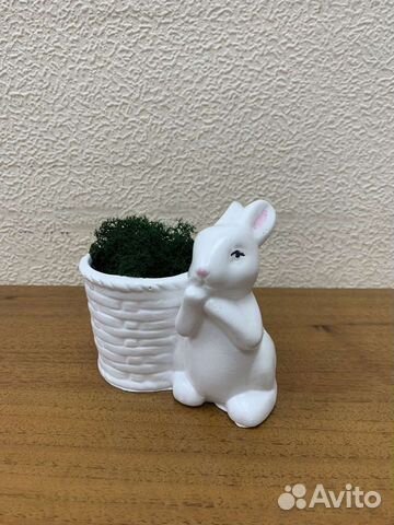 Заяц из гипса